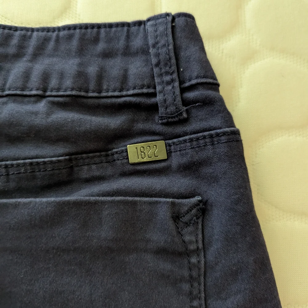 Women's Dark Gray Shorts Sz 12 - Picture 4 of 8